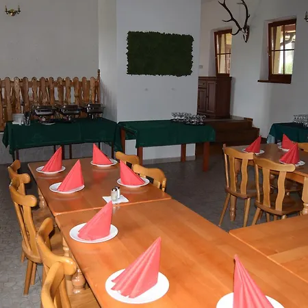 Guest house Borovnice 3*